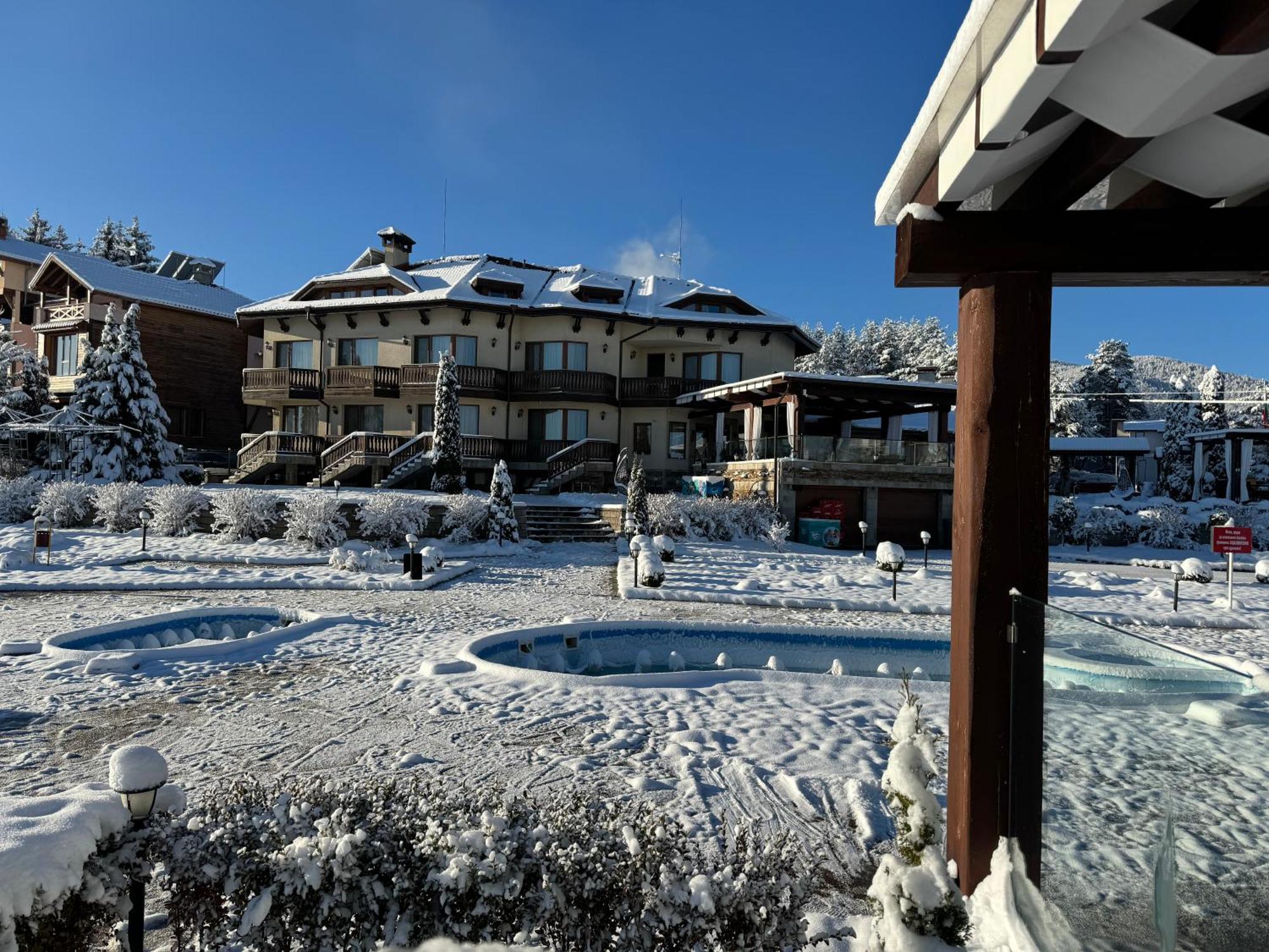 Family Hotel Eterno Tsigov Chark Dış mekan fotoğraf