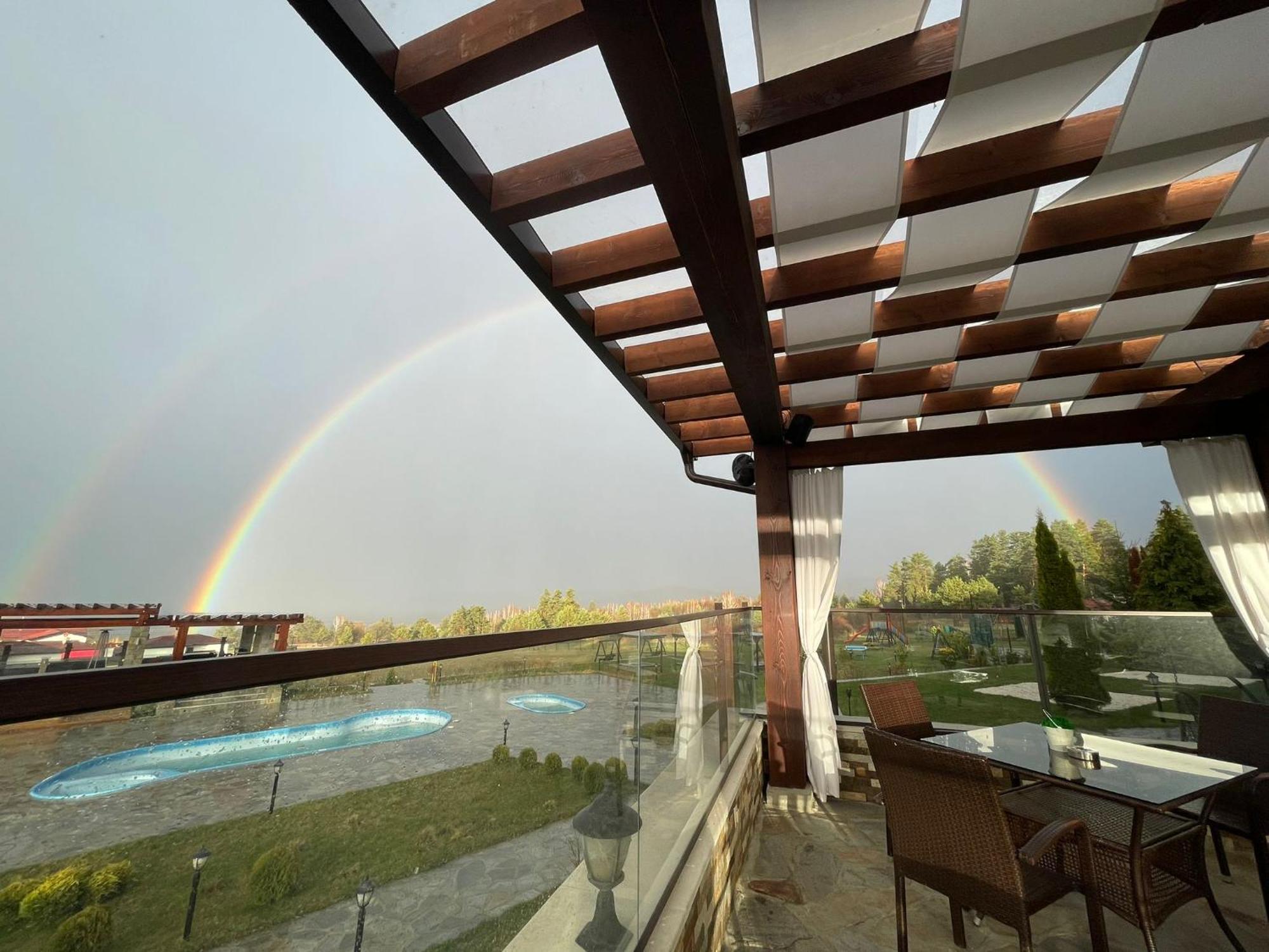 Family Hotel Eterno Tsigov Chark Dış mekan fotoğraf